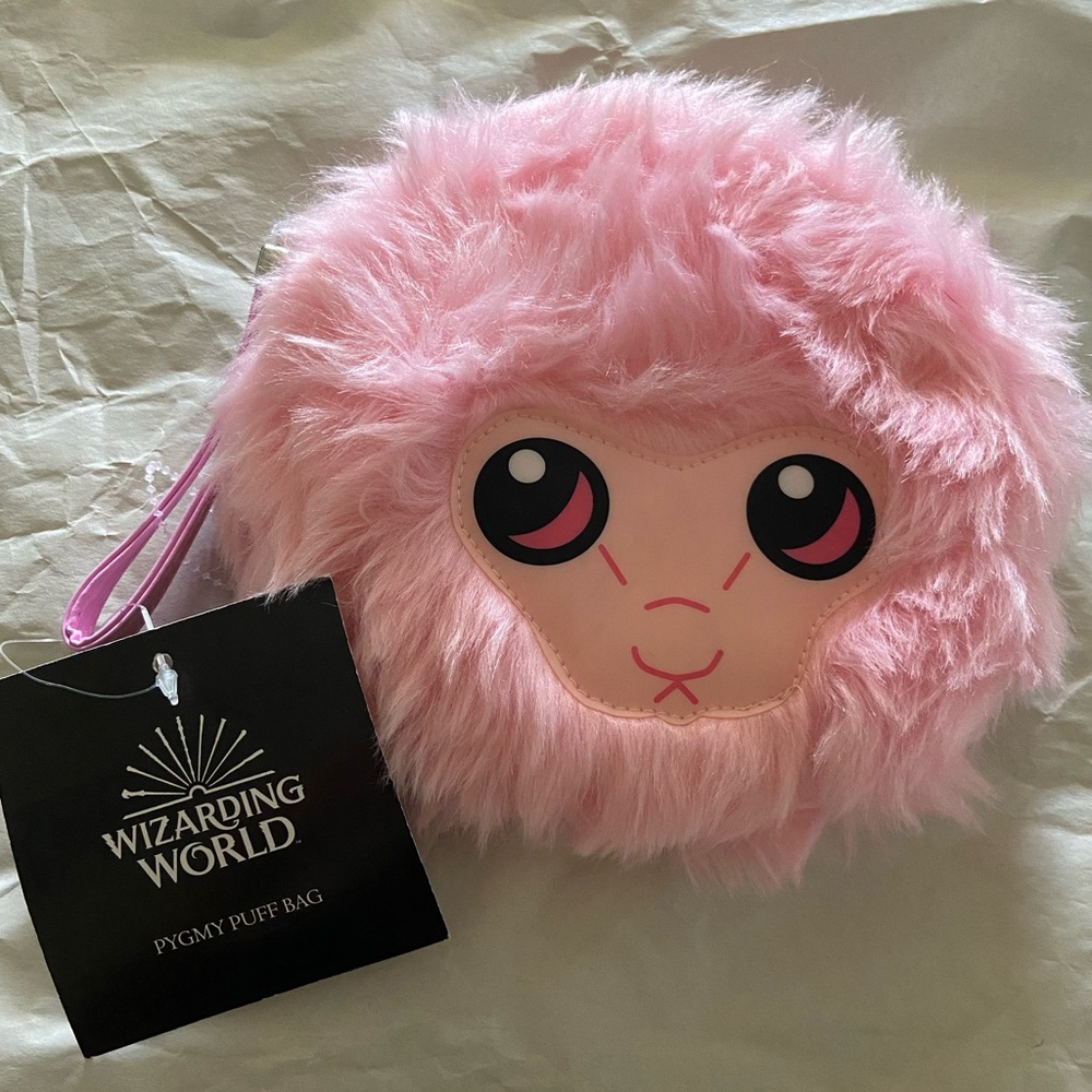 LOOT CRATE Furry Pink WIZARDING OZ Zip Top Purse